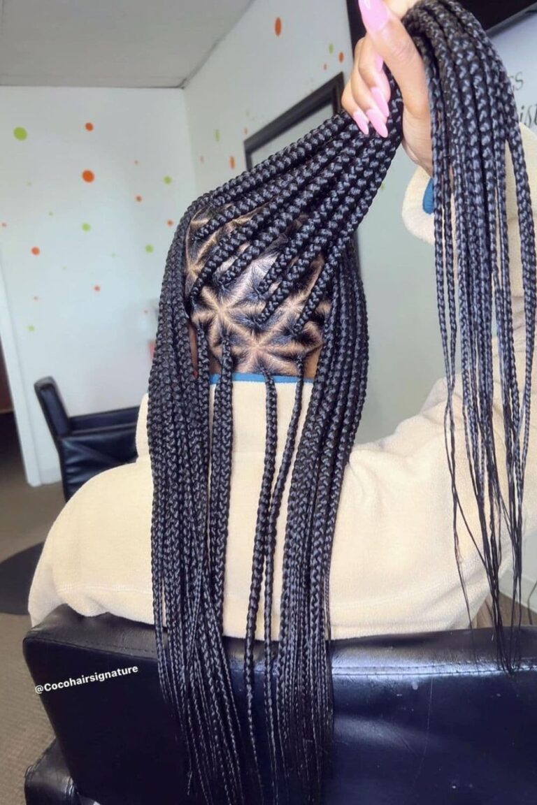 25 Large Knotless Braids Hairstyles: Your Ultimate Stylish Guide | Lookosm