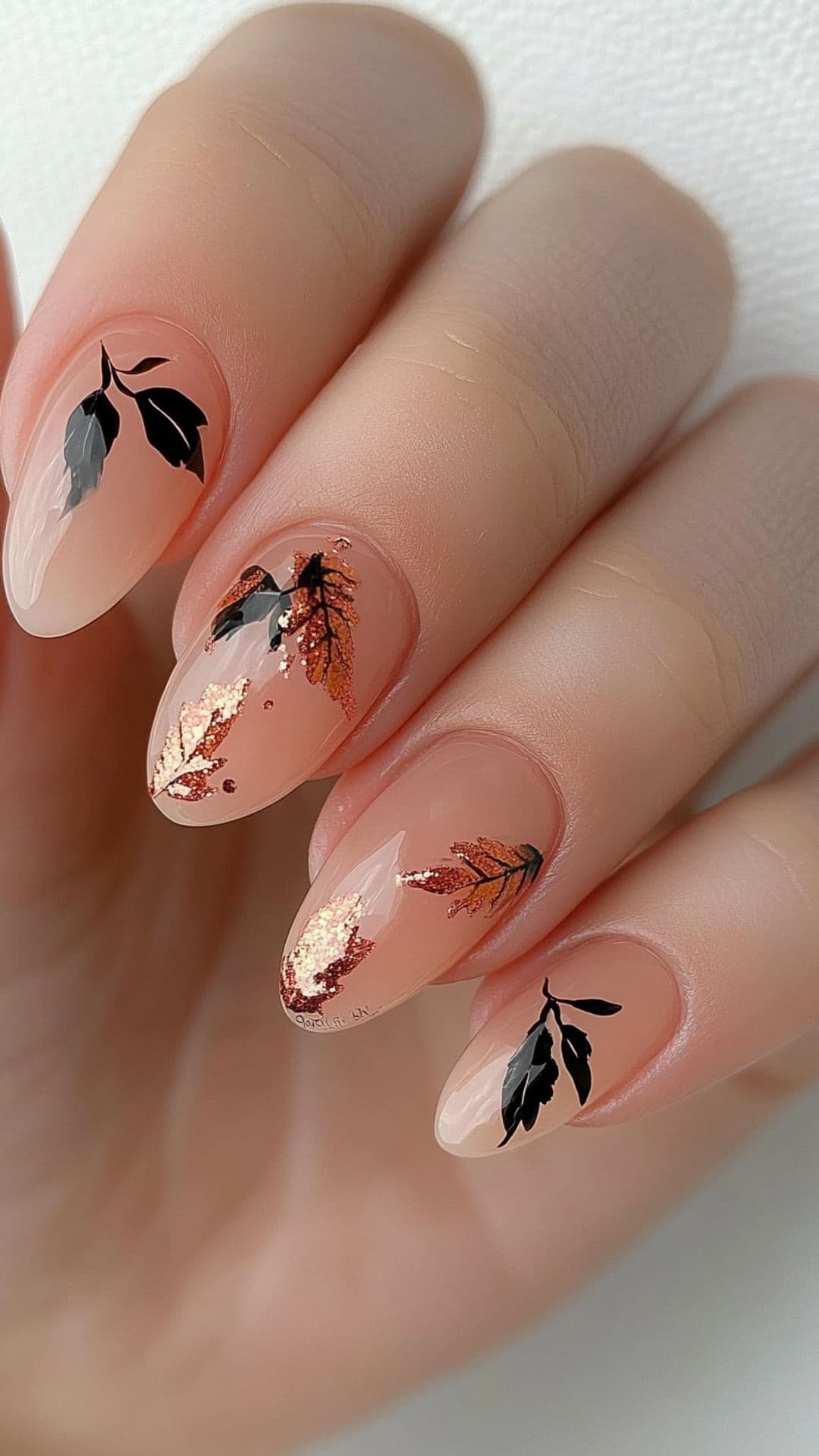 Woman's nails modelling